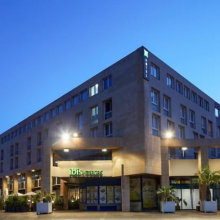 Отель Ibis Styles Toulon Centre Port Экстерьер фото