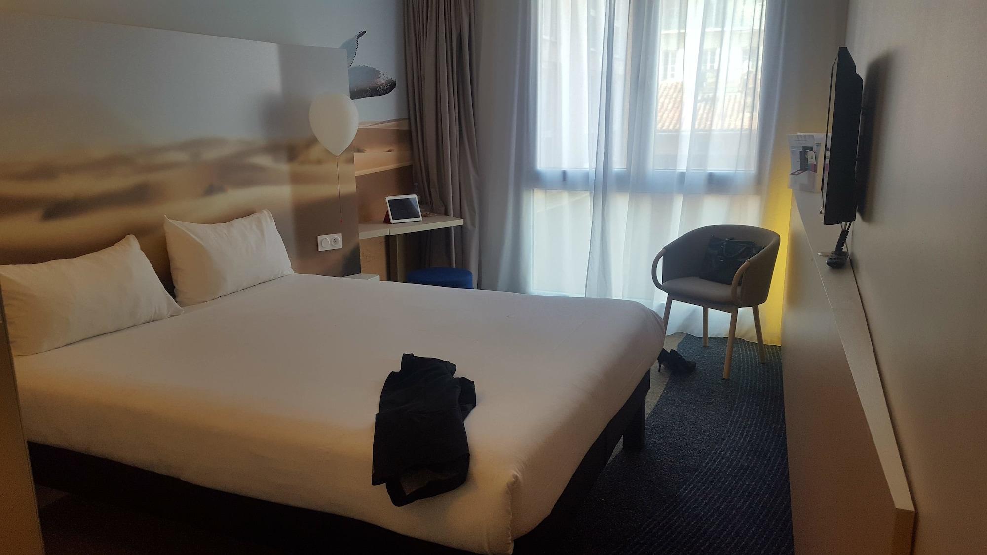 Отель Ibis Styles Toulon Centre Port Экстерьер фото