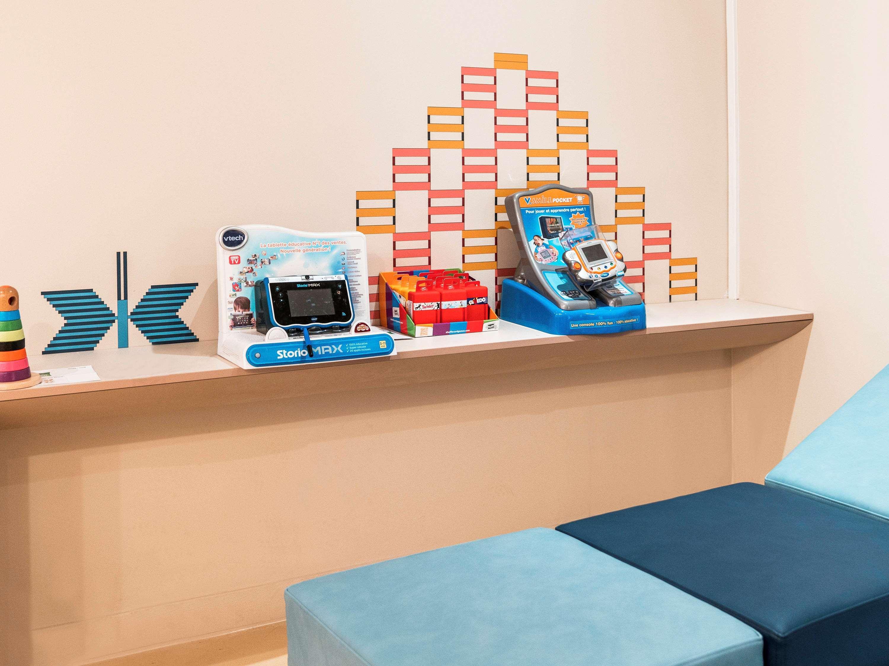 Отель Ibis Styles Toulon Centre Port Экстерьер фото