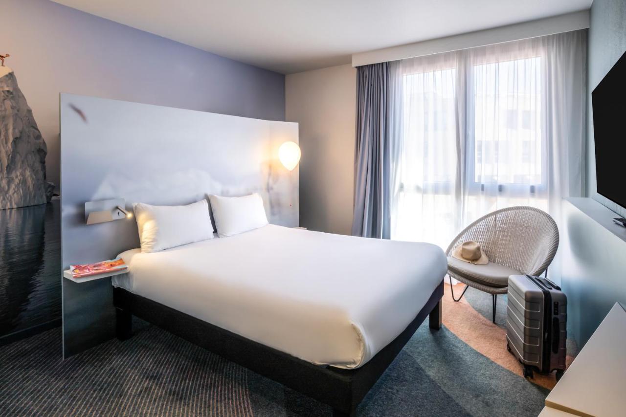 Отель Ibis Styles Toulon Centre Port Экстерьер фото