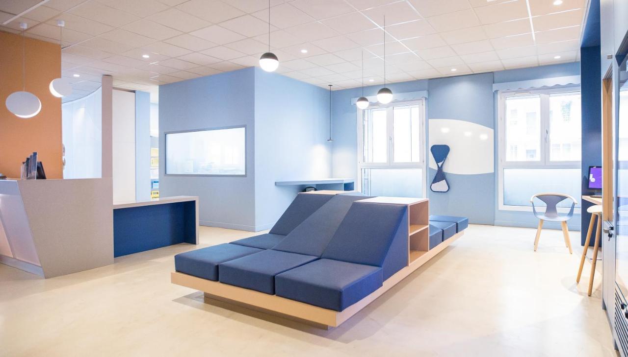 Отель Ibis Styles Toulon Centre Port Экстерьер фото
