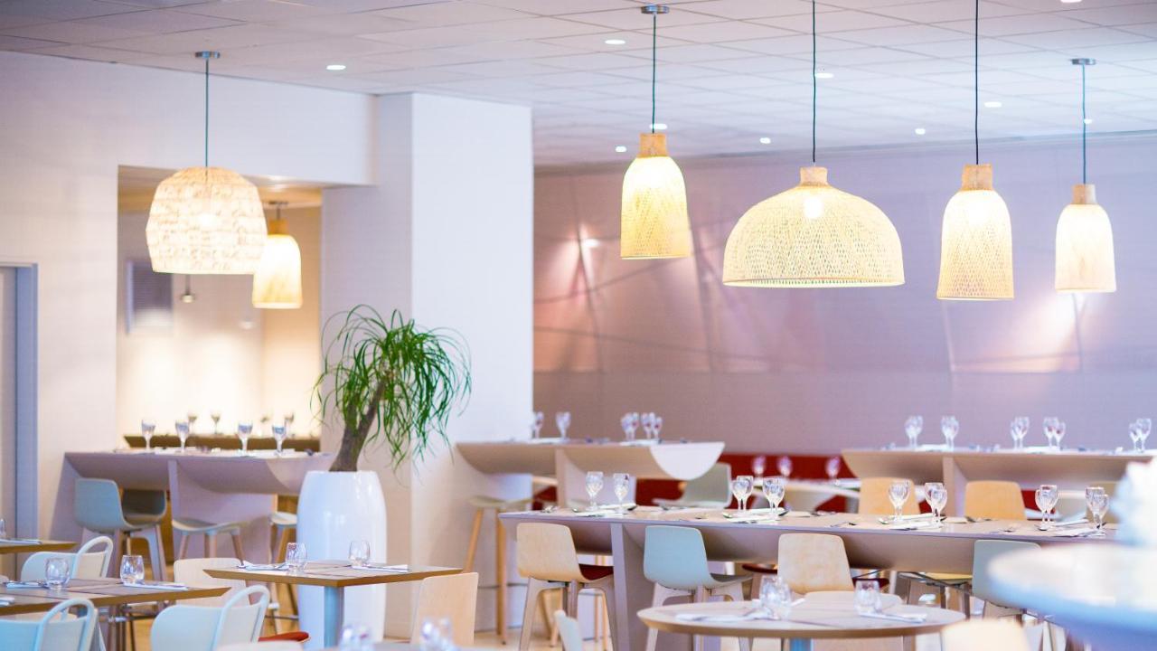 Отель Ibis Styles Toulon Centre Port Экстерьер фото