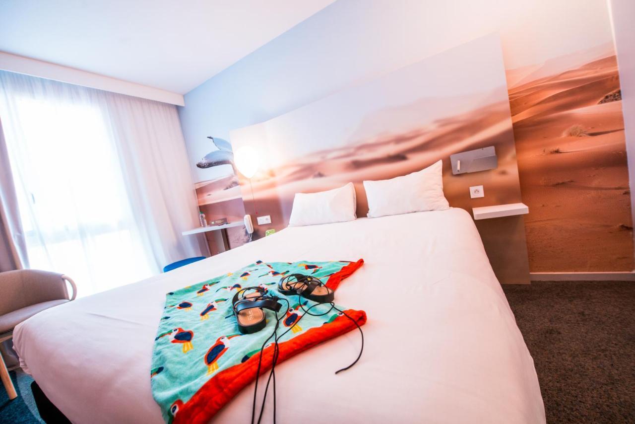Отель Ibis Styles Toulon Centre Port Экстерьер фото