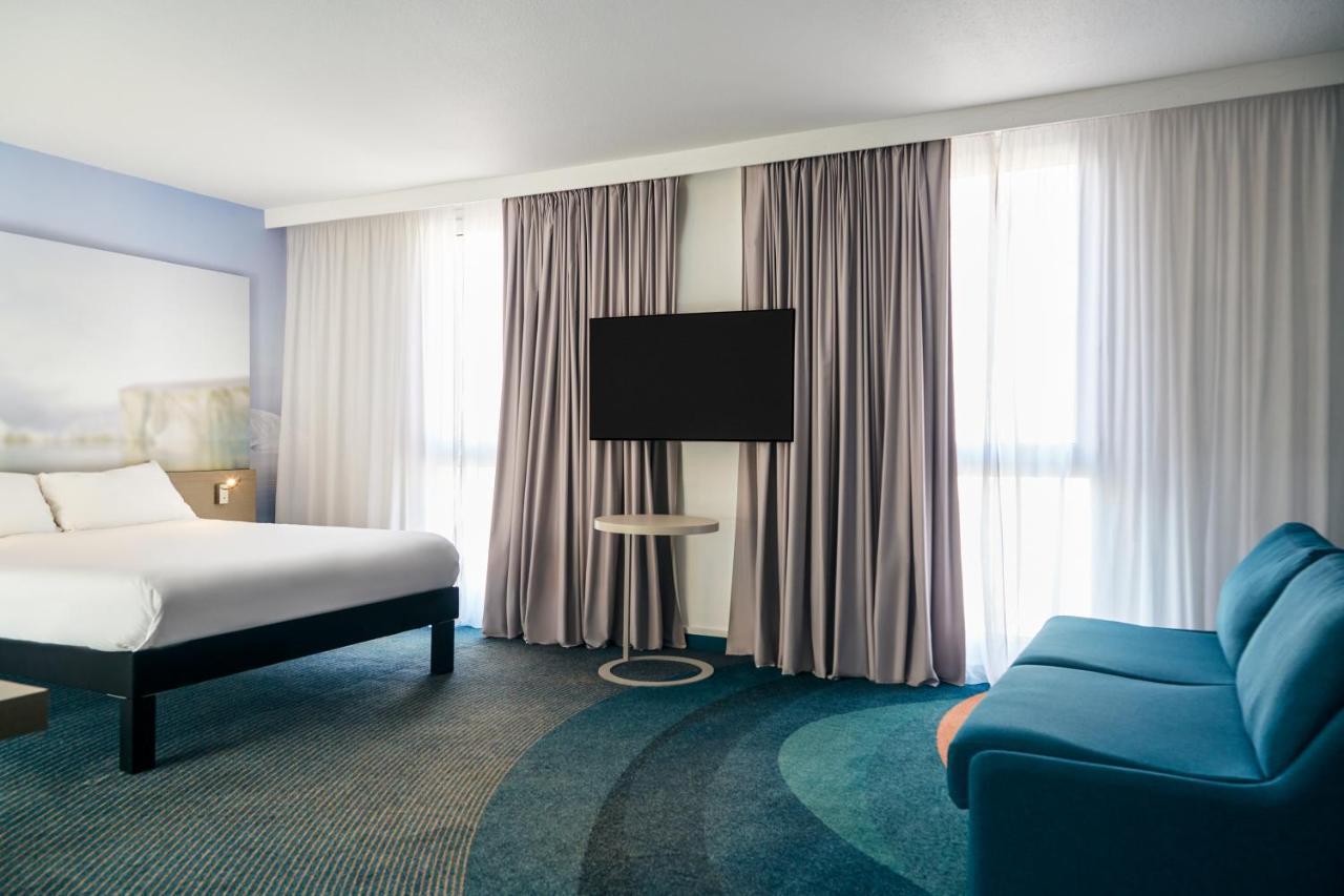 Отель Ibis Styles Toulon Centre Port Экстерьер фото